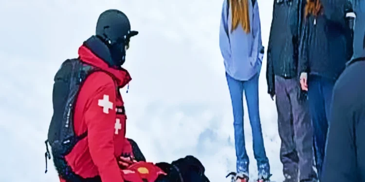 South Lake Tahoe Middle Schoolers Swap Desks for Snowshoes