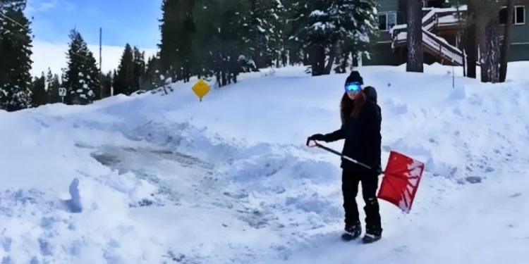 Snow Woes in El Dorado County: Residents Frustrated as Plows Fail to Tackle Tahoe Storm Fallout