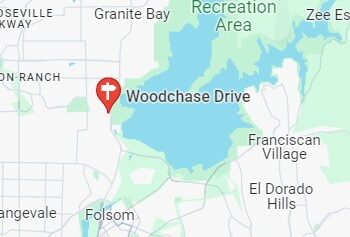 Tragic Afternoon Near Folsom Lake: 68-Year-Old Driver Fatally Crashes into Tree