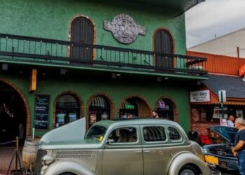 Green Room Social Club in Placerville Faces Financial Struggles, Seeks Community Support