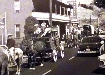 Trail of the Hundred Years: The Birth of the Highway 50 Wagon Train Reenactment