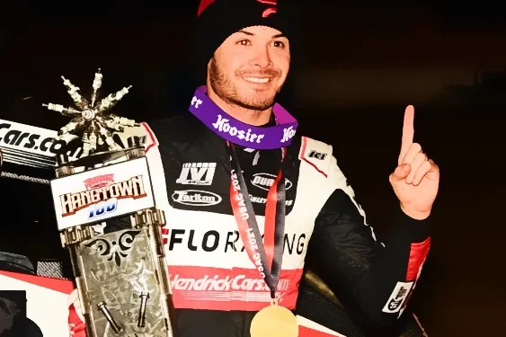 Hangtown 100 Caps Placerville Speedway Season — USAC Midgets, BCRA Sprints Set for Nov. 14–15