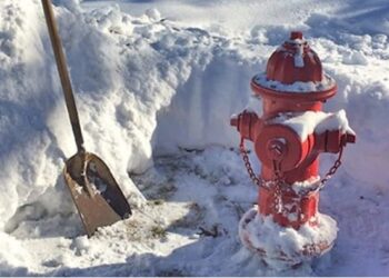 Snow Heroes Unite: South Tahoe Fire’s Hydrant Clearing Initiative