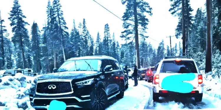 Parking Pandemonium in South Lake Tahoe: New Year’s Chaos on the Roads