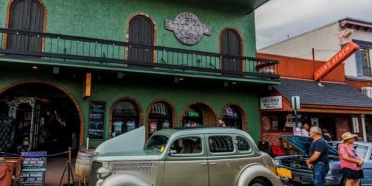 Green Room Social Club in Placerville Faces Financial Struggles, Seeks Community Support