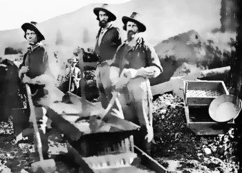 Placerville: From Hangtown to the Queen of the Mountains