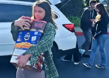 Cameron Park Youth Collect 2,780 Pounds of Food During Super Bowl Sunday Drive