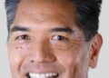 Ed Manansala Honored for Decade of Service to MORE