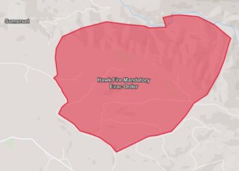 Hawk Fire Prompts Mandatory Evacuations in Somerset